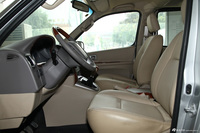 2011款阁瑞斯尊领2.4L旗舰版