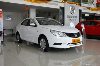 2012款宝骏630 1.5L DVVT自动精英型图片