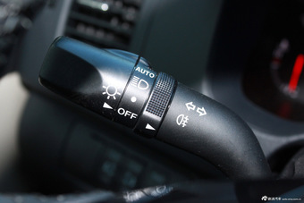 2015款马自达8到店实拍