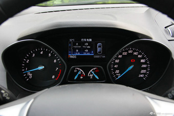 2013款福特翼虎2.0 GTDi自动运动型