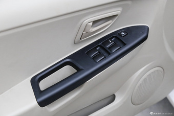 2015款V3菱悦1.5L手动幸福版