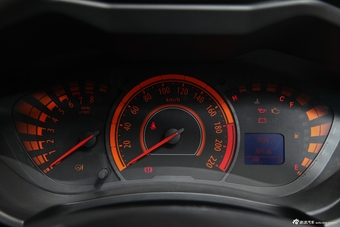 2013款传祺GA3 1.6L手动豪华版