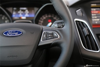 2015款福克斯两厢1.5L GTDi自动运动型