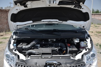 2017款瑞风M5 2.0T自动汽油公务版图片