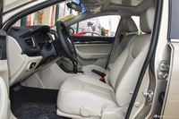 2015款荣威360 1.5L自动豪华版