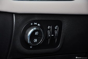 2015款科鲁兹1.4T自动精英版