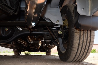 2016款瑞风M5 2.0T手动汽油商务版