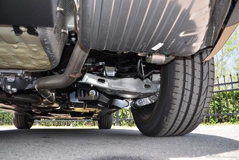 2016款捷豹F-PACE 3.0T自动R-SPORT 运动版