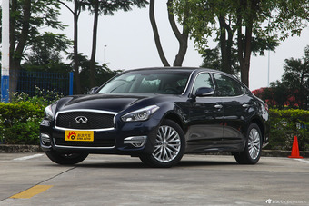 2015款英菲尼迪Q70L 2.5L豪华版