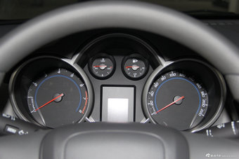 2012科鲁兹1.6SL手自一体天地版