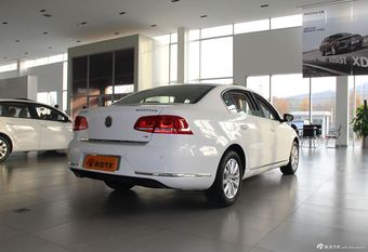 2012款迈腾1.8TSI领先型