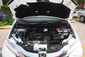 2015款 改款奥德赛2.4L自动智酷版