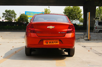 2010款新赛欧三厢1.2L手动时尚版