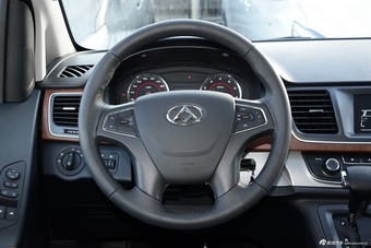 2016款上汽大通G10 2.0T自动豪华版