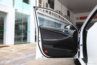 2015款逸动XT 1.6L手动致酷型国V