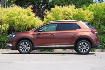 2014款DS 6 1.6T尊享版THP160