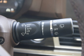 2016款哈弗H7 2.0T自动两驱豪华型