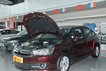 2013款世嘉三厢1.6L手动品尚型