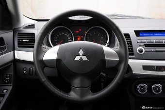 2015款翼神1.6L 手动时尚型