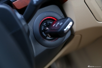 2014款荣威350 1.5T自动劲尚版