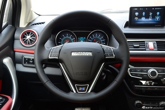 2016款哈弗H1 1.5L自动豪华型蓝标改款