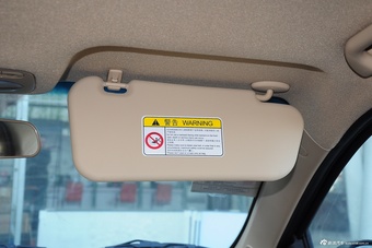 2015款奇瑞E3 1.5L手动智尚型