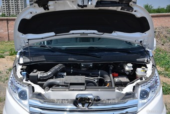 2016款瑞风M52.0T 手动汽油公务版