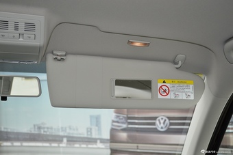 2016款凯路威2.0T自动四驱舒适版9座