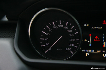 2014款揽胜运动版3.0 V6 SC HSE