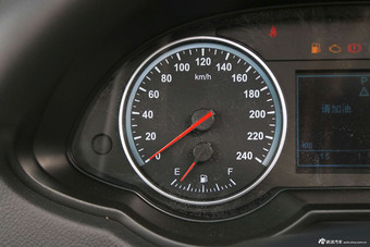 2014款中华V5 1.5T自动两驱运动型