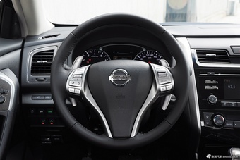 2015款天籁2.5L XL Upper欧冠科技版