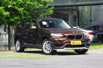 2015款宝马X1 sDrive18i时尚晋级版