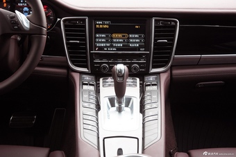 2014款Panamera Executive 3.0T