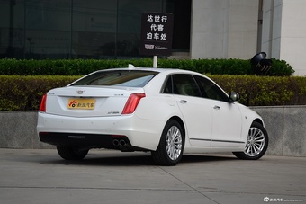 2016款凯迪拉克CT6 2.0T自动28T精英型