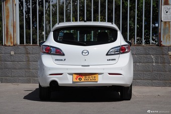 2015款马自达3星骋两厢1.6L手动舒适型