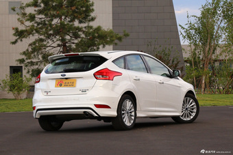 2015款福克斯两厢1.5L GTDi自动运动型