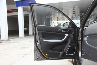 2015款CS35 1.6L自动豪华型国IV