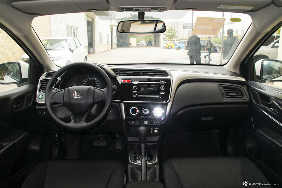 2015款锋范 1.5LCVT豪华版