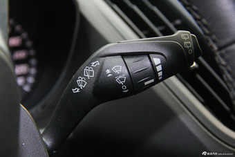 2013款福特翼虎2.0 GTDi自动运动型