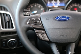 2015款福克斯两厢1.5L GTDi自动运动型