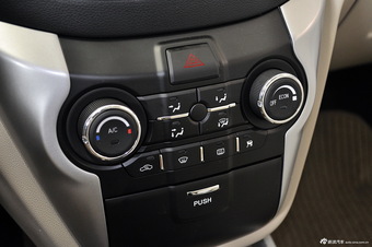 2014款逸动1.6L手动豪华型