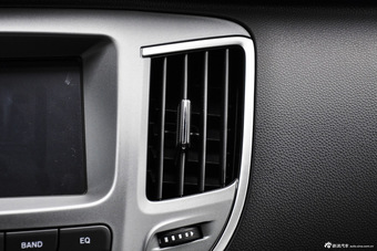 2016款凯翼C3 1.5L自动虹钻版