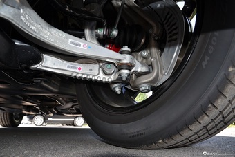 2016款捷豹F-PACE 3.0T自动R-SPORT 运动版