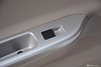 2015款悦翔V3 1.4L手动美满型