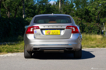 2016款沃尔沃S60L 2.0T自动T4智远版