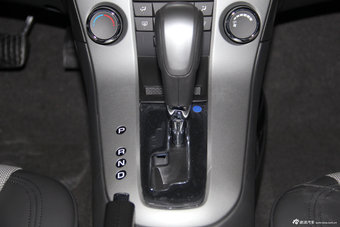 2012科鲁兹1.6SL手自一体天地版