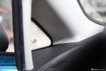 2013款雪佛兰赛欧三厢1.2L手动时尚幸福版