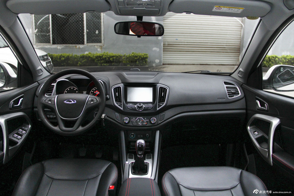 2015款瑞虎5 2.0L手动家享版