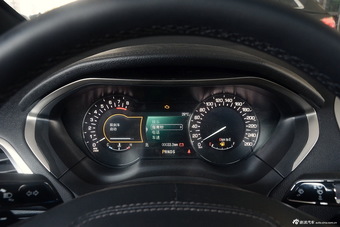 2017款林肯MKZ 2.0T自动尊享版