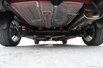 2016款悦翔V7 1.0T手动劲驰新锐型